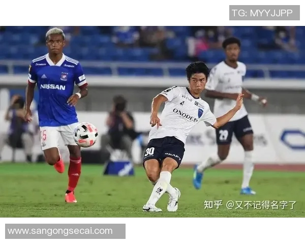新泻天鹅与横滨的激烈对决揭示了日本足球的魅力与竞争力